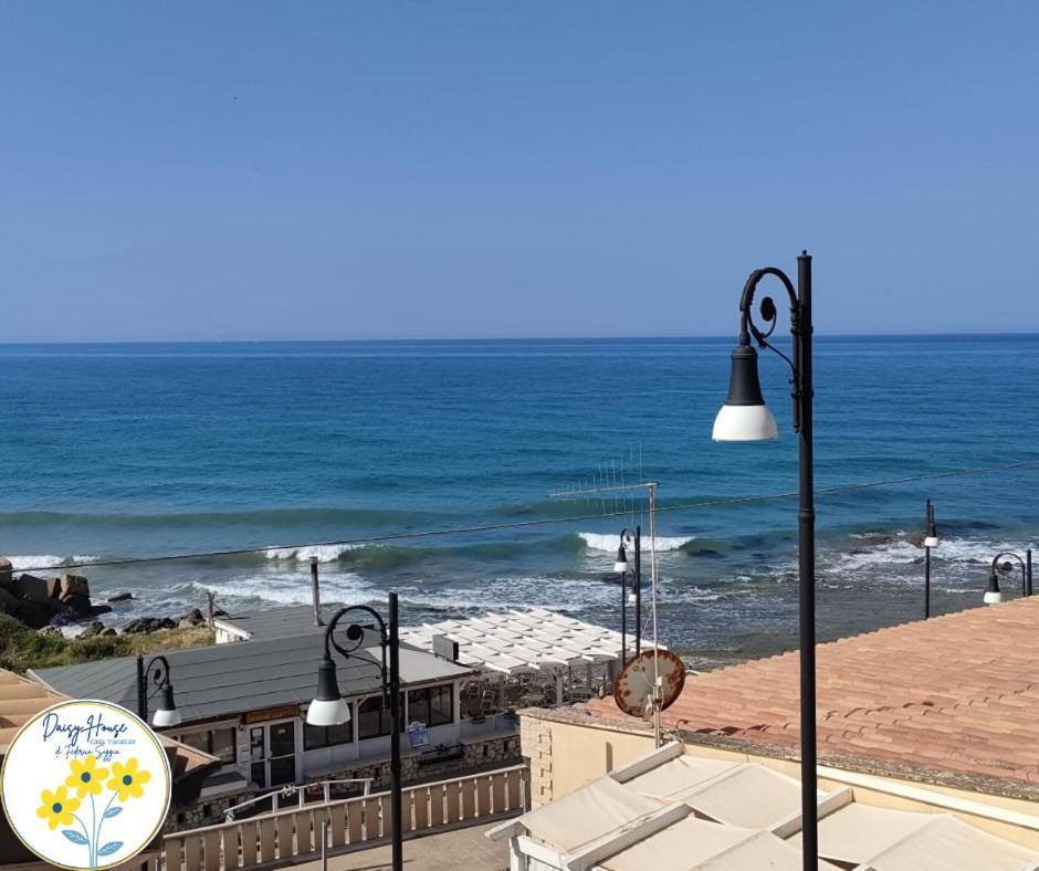 Daisy House Villa Сикулиана Екстериор снимка