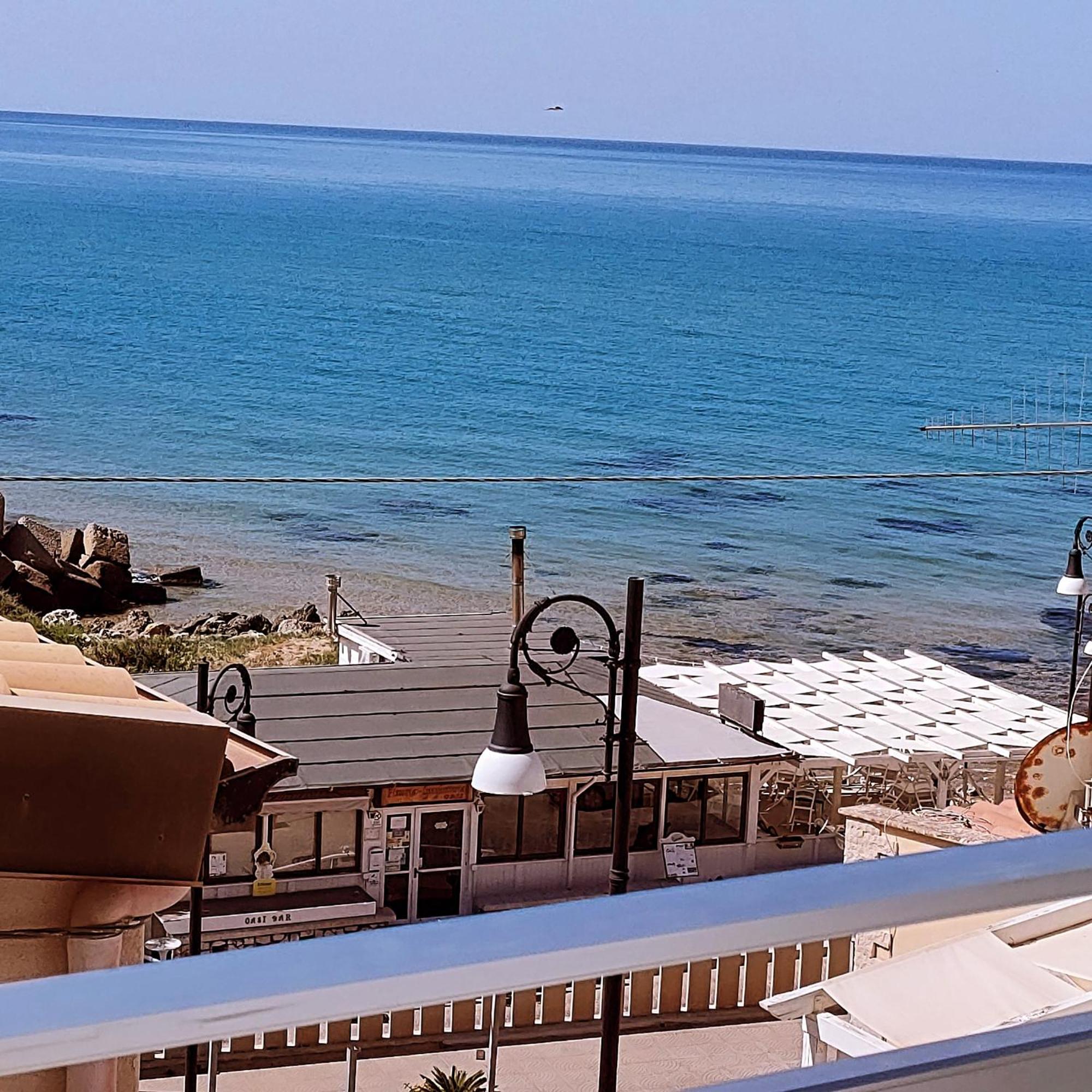 Daisy House Villa Сикулиана Екстериор снимка
